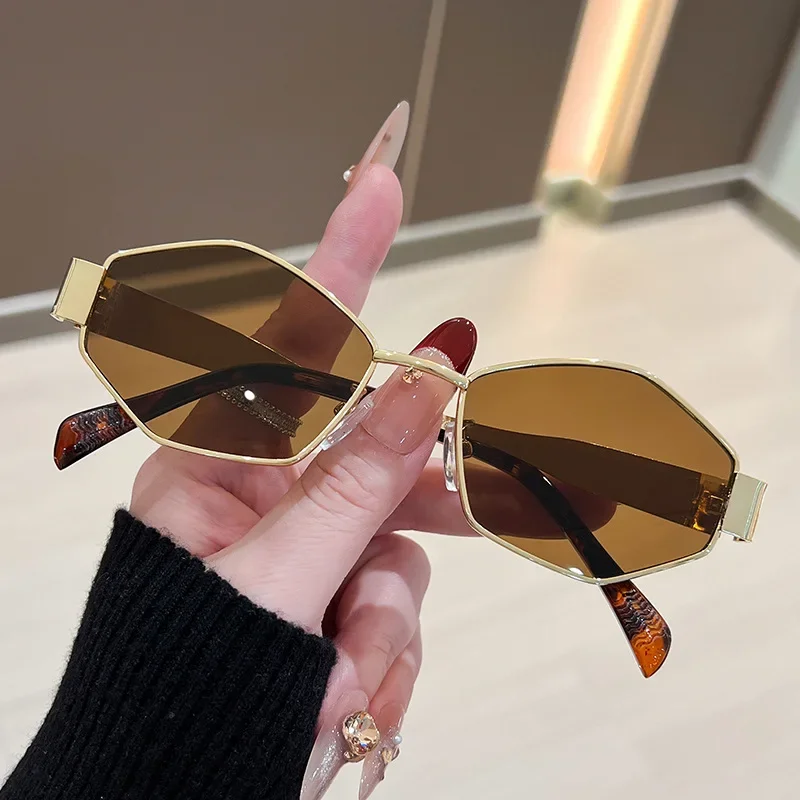 Vintage Fashion Enthusiasts - Gafas de sol poligonales de diseño