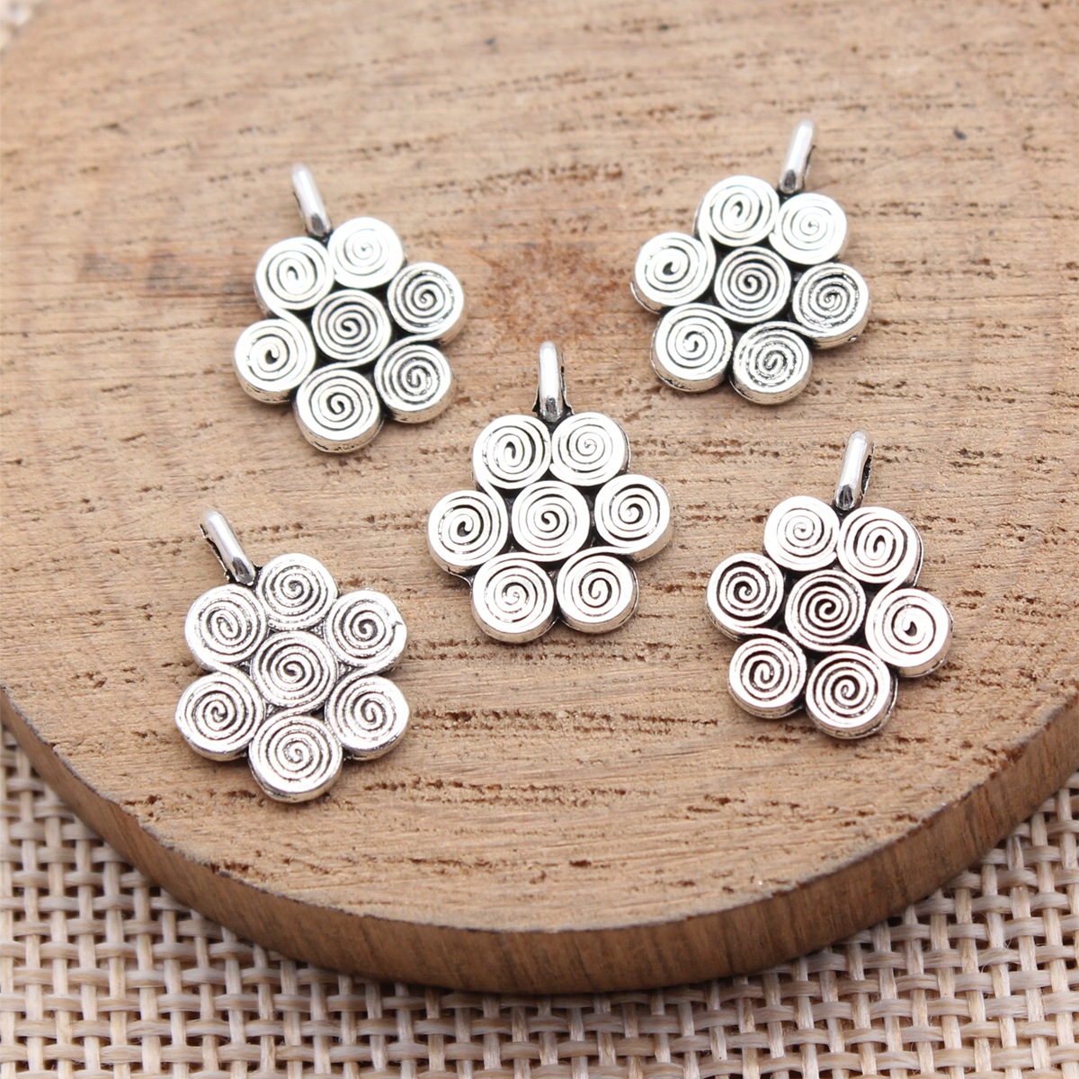 40 piezas de dijes de flores e - Vintage Fashion Stores reseña y precio